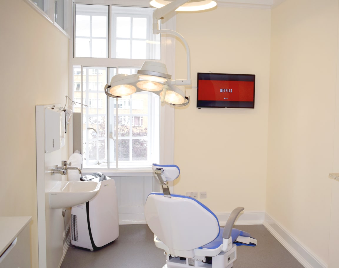 Operating room inside Vinci Hair Clinic